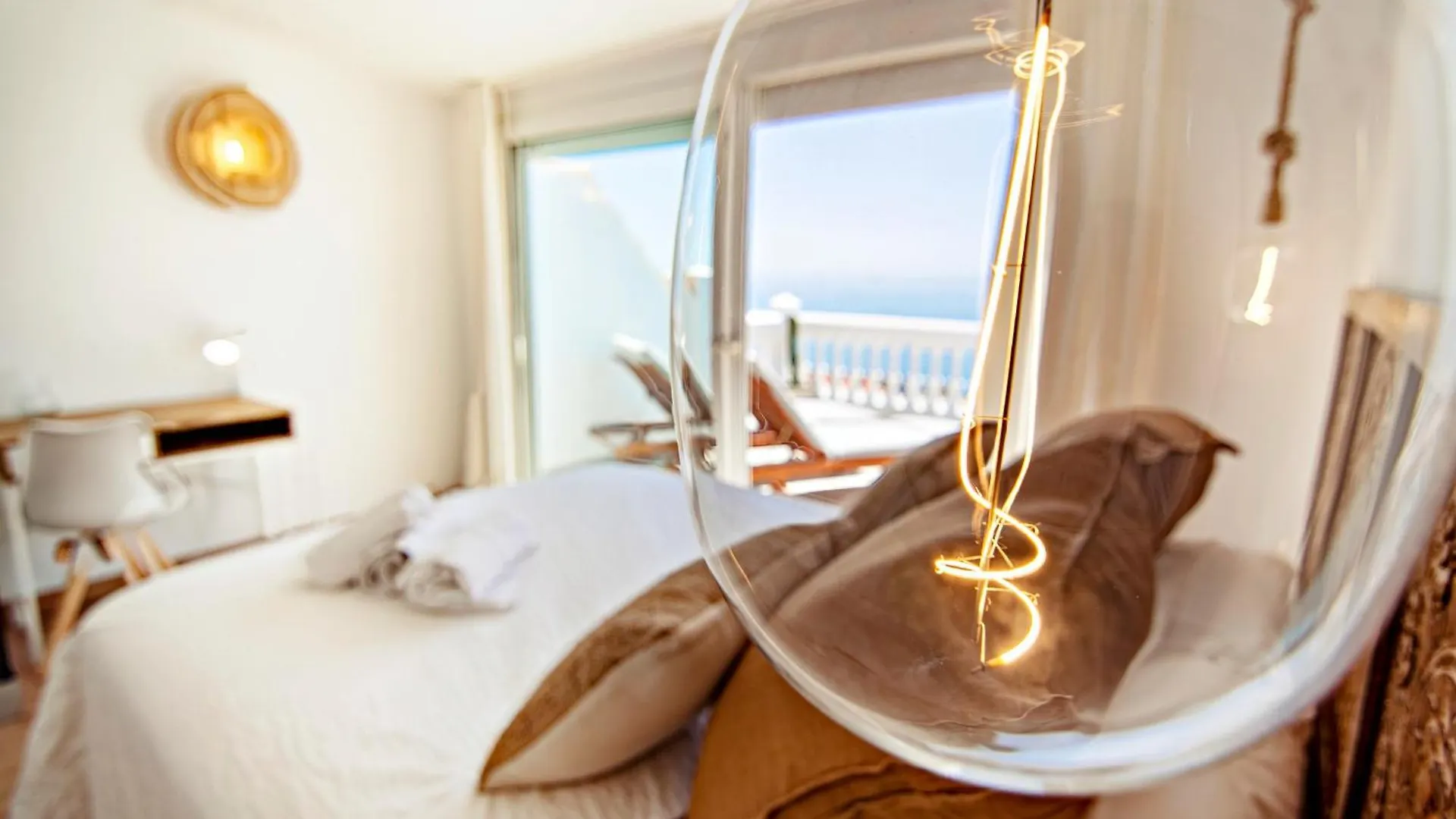 Mara'S Apartments Torremolinos Seaviews - First Line Beach - Duplex Penthouse
