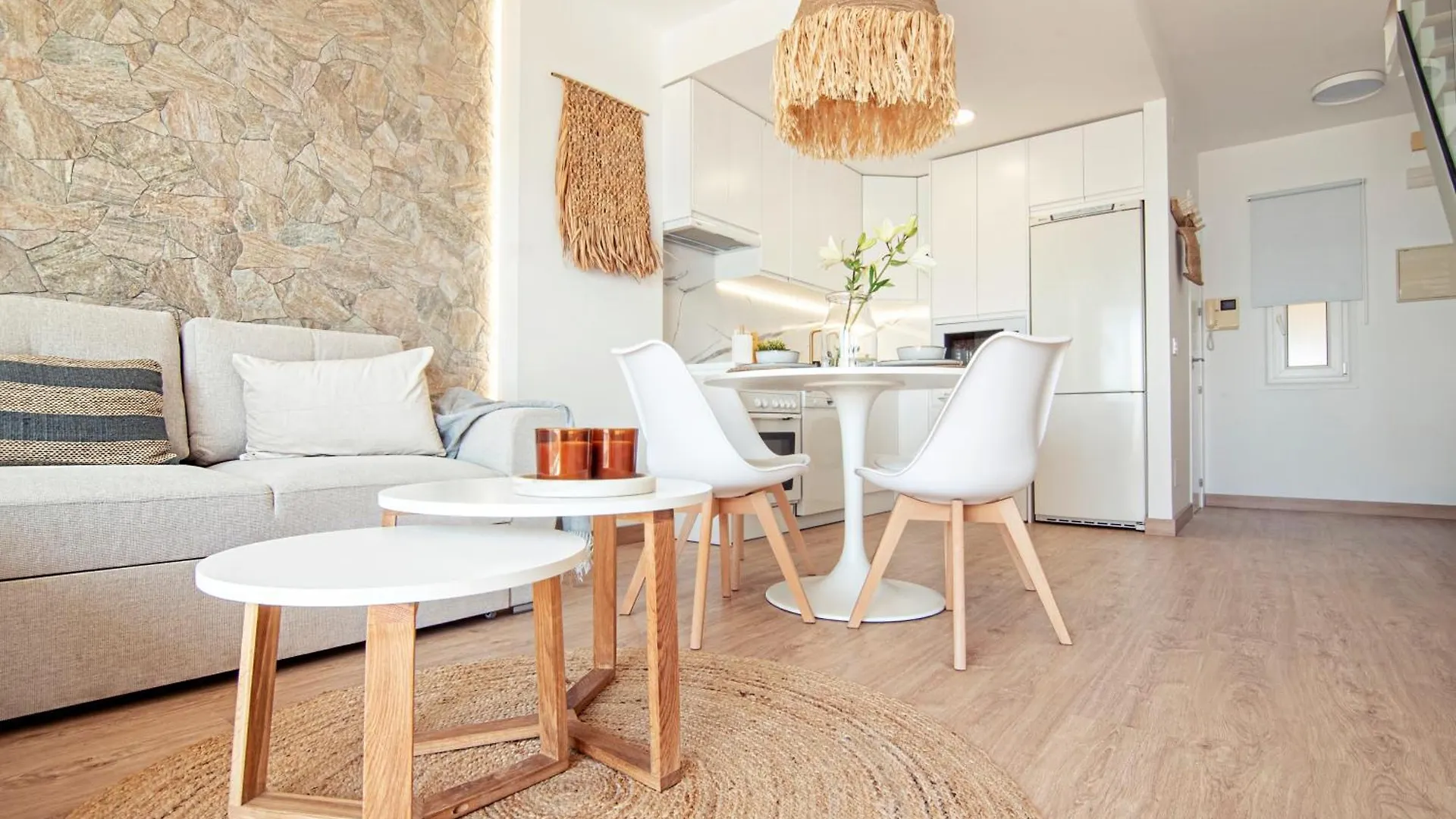 Mara'S Apartments Torremolinos Seaviews - First Line Beach - Duplex Penthouse