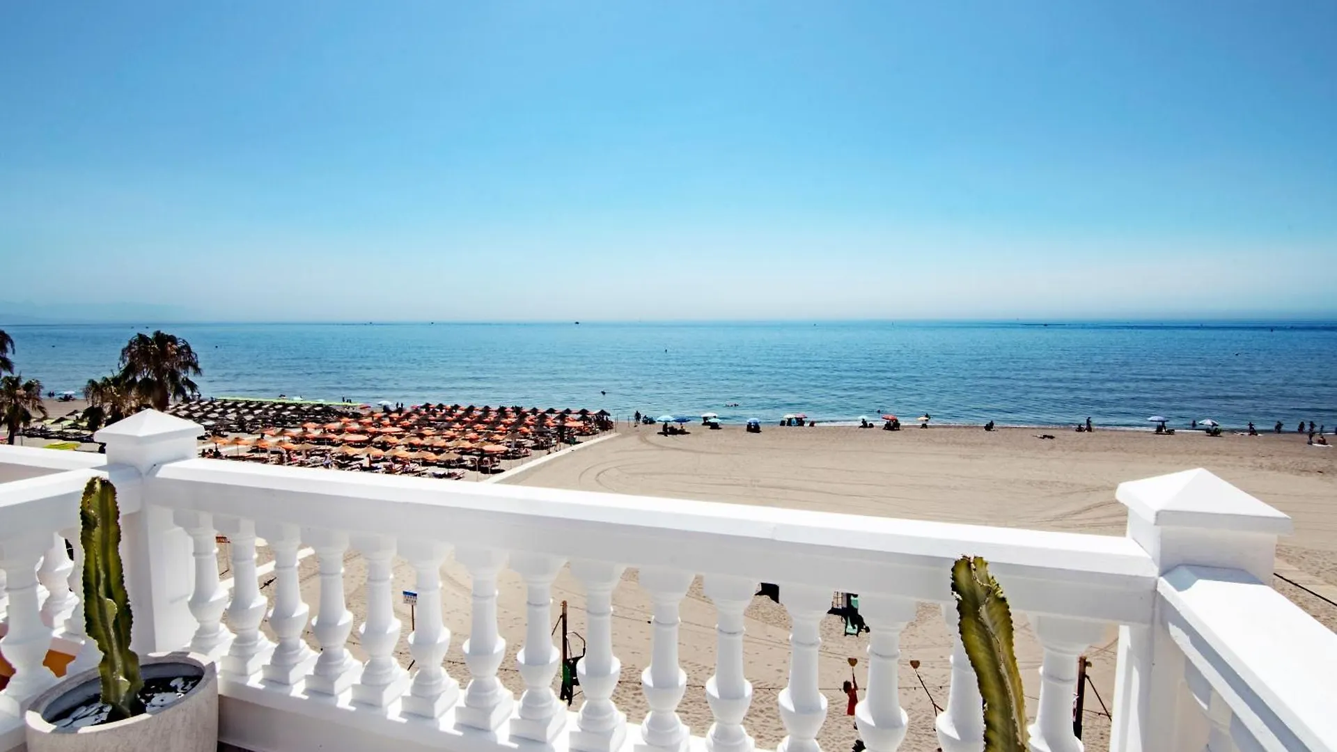 Mara'S Apartments Torremolinos Seaviews - First Line Beach - Duplex Penthouse