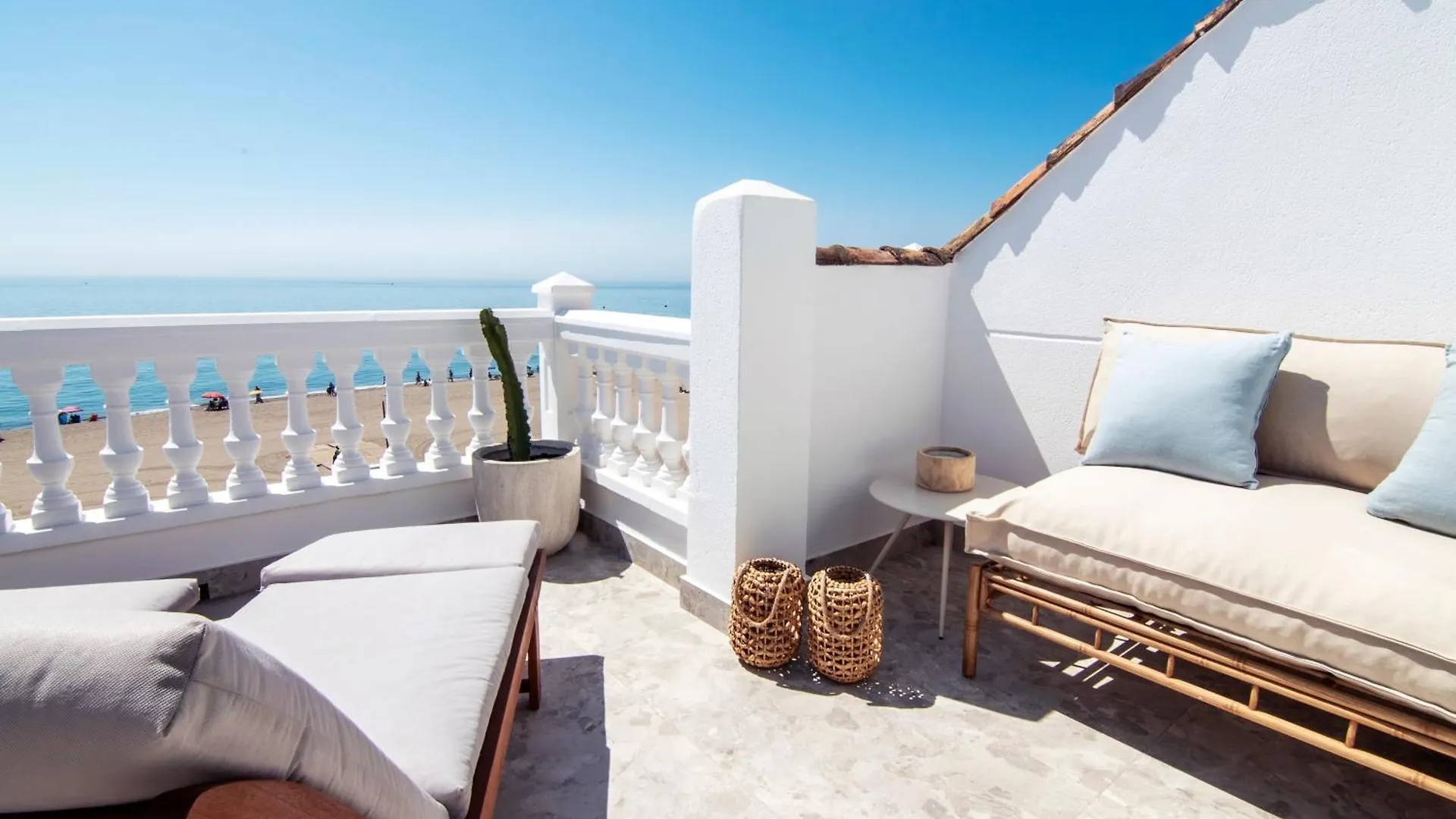 Mara'S Apartments Torremolinos Seaviews - First Line Beach - Duplex Penthouse